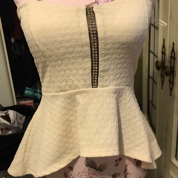 😻3/$20 Papaya top - Picture 5 of 5